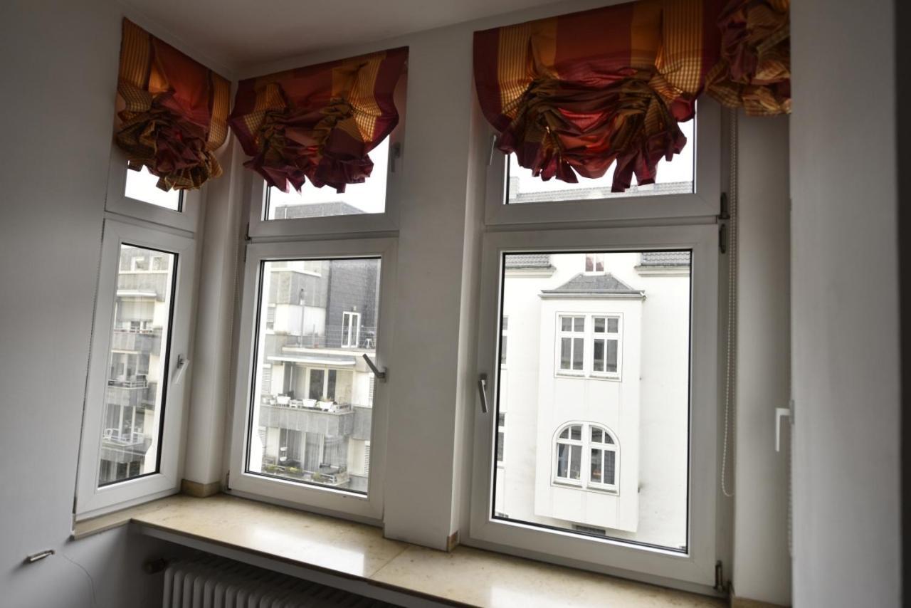 Liliencronstrasse Düsseldorf Exterior foto